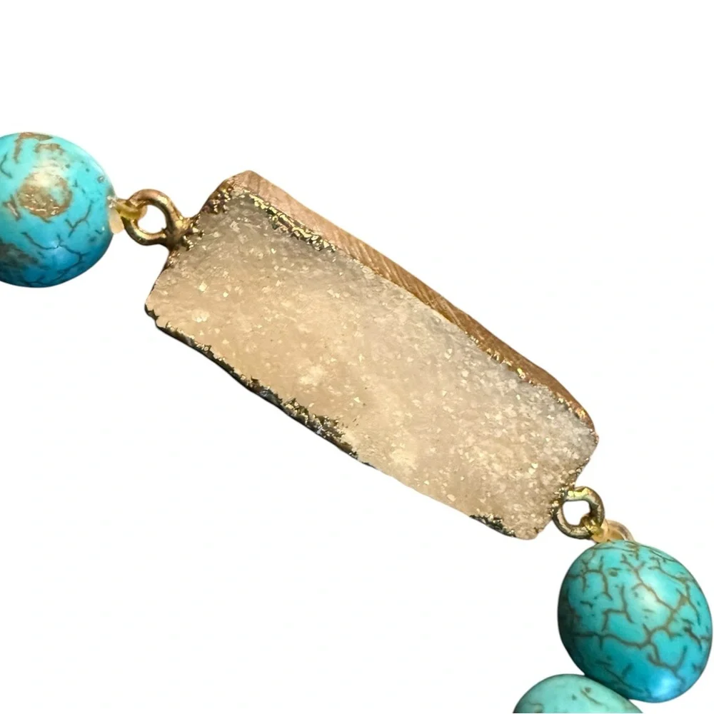 Turquoise Color Beaded Druzy Bar Stretch Bracelet